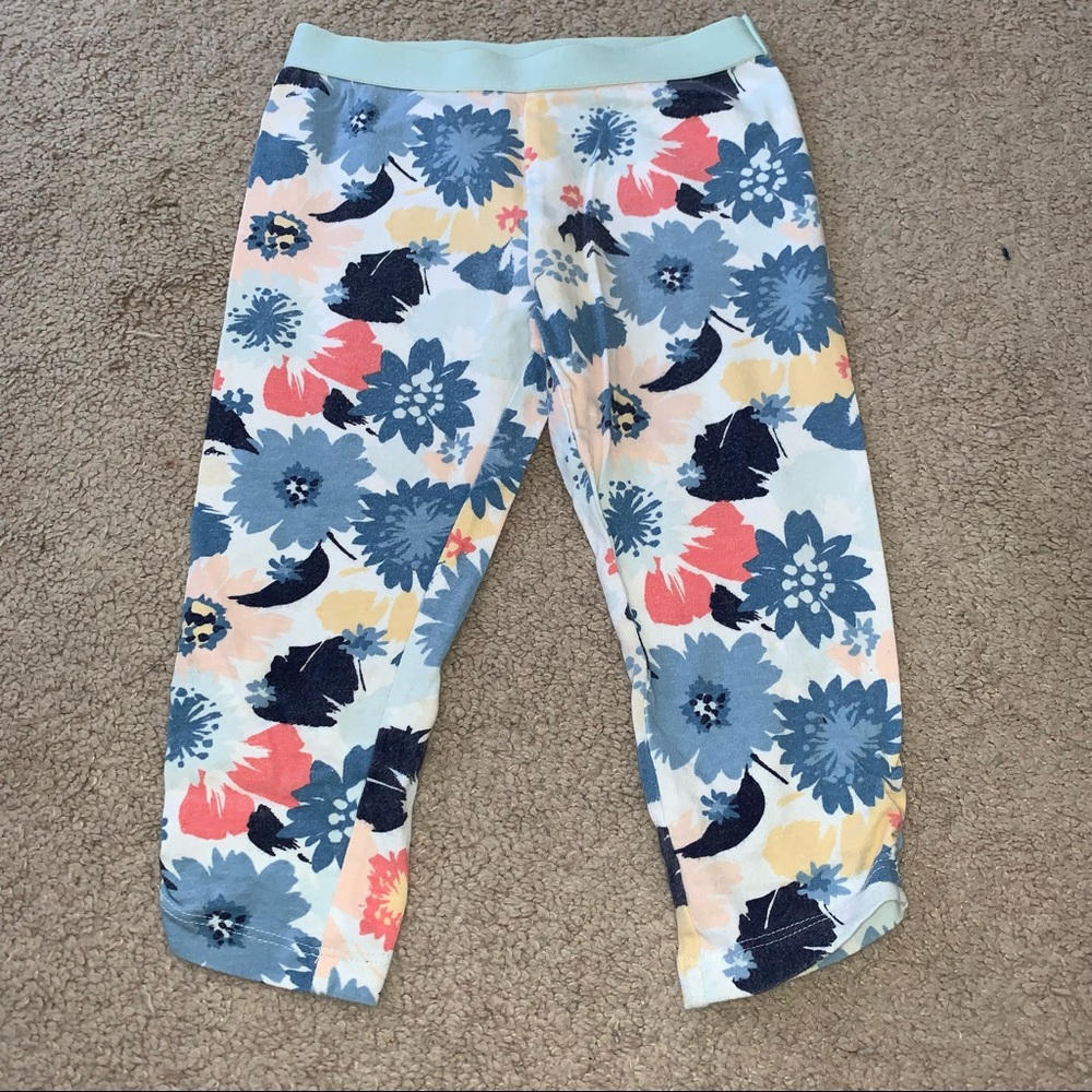 EUC Capri Leggings - Size 5/6